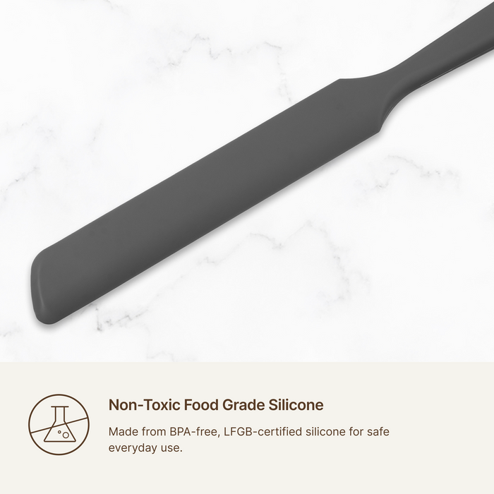 Close-up of the Elihome Premium Silicone Spreader blade, non-toxic food grade silicone made from BPA free LFGB certified material for safe everyday use