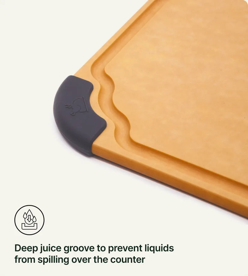 Deep juice groove to prevent liquids from spilling over the counter